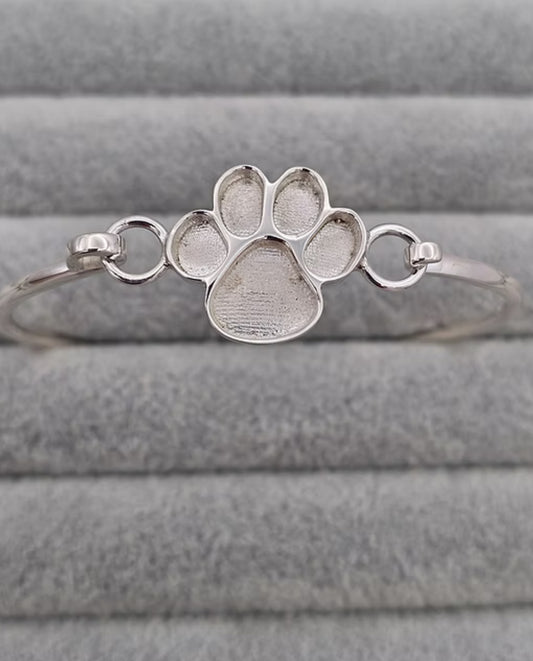 Paw Print Hook Clasp Bangle
