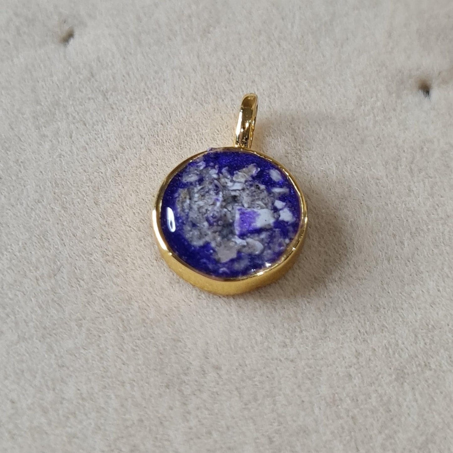 Personalised Cremation Ashes Resin Necklace – Custom Memorial Pendant with Sterling Silver Chain – Breastmilk Keepsake Jewellery