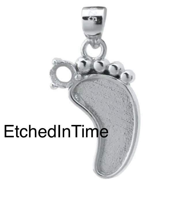 Breastmilk Baby Foot Necklace Pendant, inclusion necklace, gift for breastfeeding mum, ash necklace, creamains, keepsake necklace,