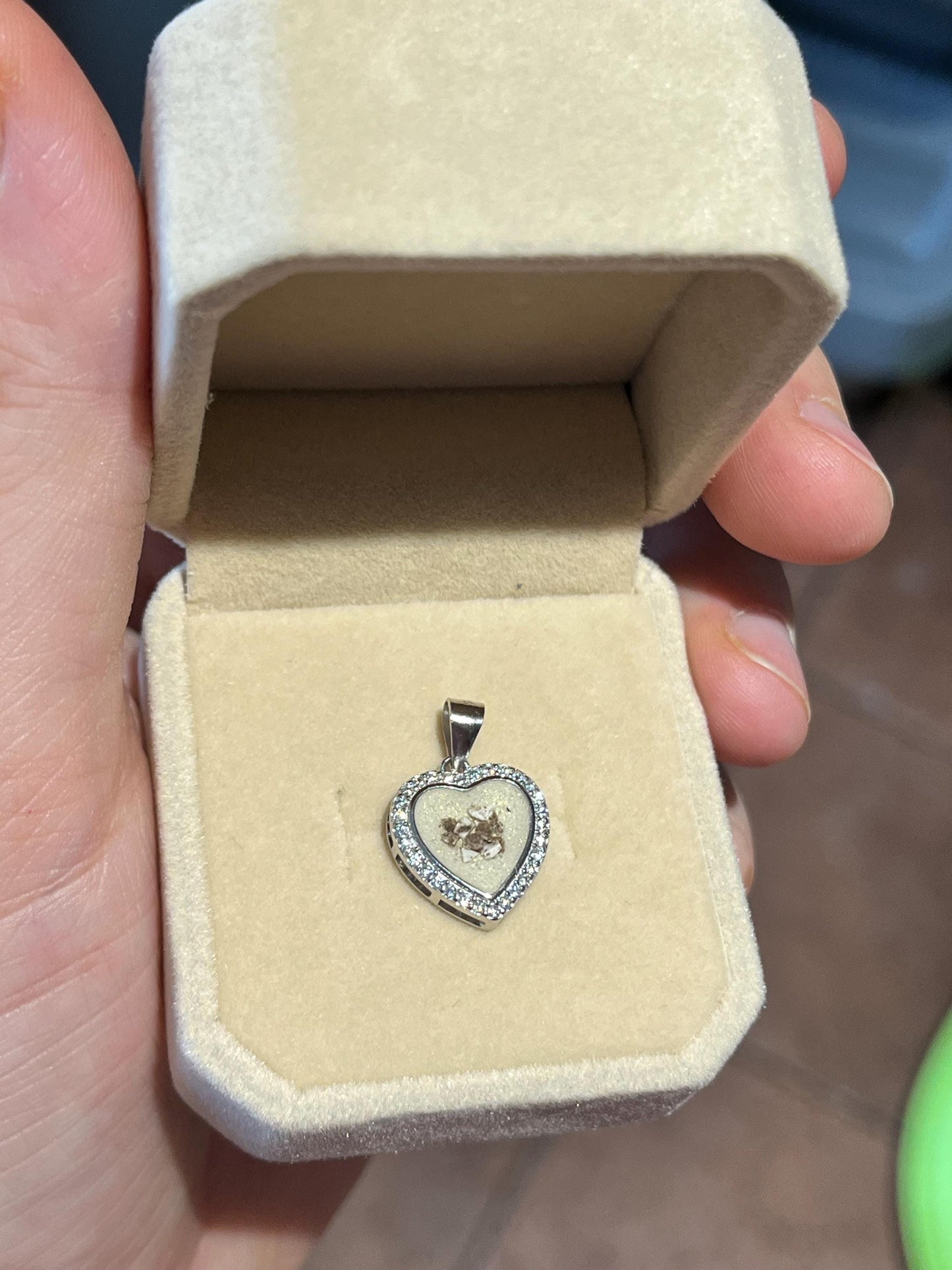 Personalised Heart Cremation Ashes Resin Necklace – Custom Memorial Pendant with Sterling Silver Chain – Breastmilk Keepsake Jewellery