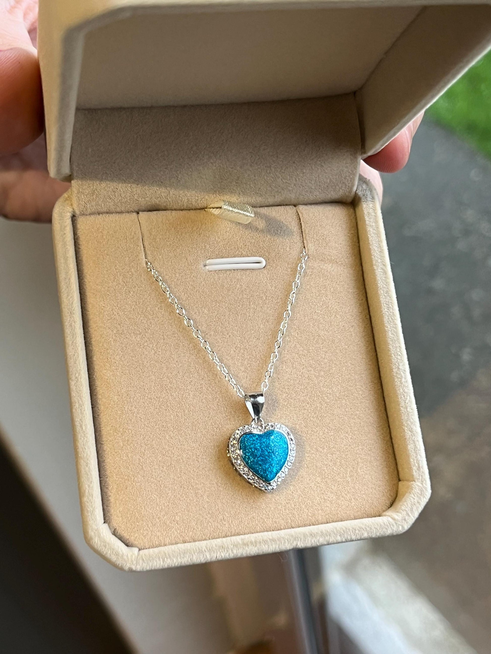 Personalised Heart Cremation Ashes Resin Necklace – Custom Memorial Pendant with Sterling Silver Chain – Breastmilk Keepsake Jewellery